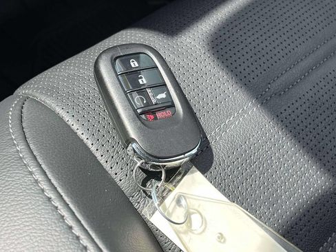 Used 2024 Honda CR-V EX-L image 38