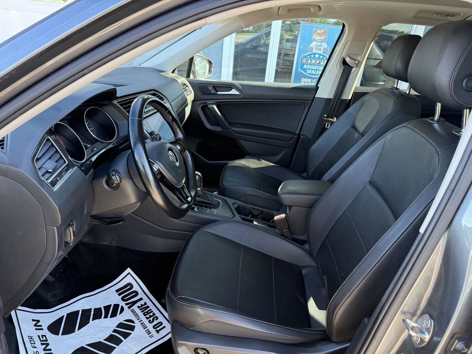 Used 2019 Volkswagen Tiguan SE FWD image 11