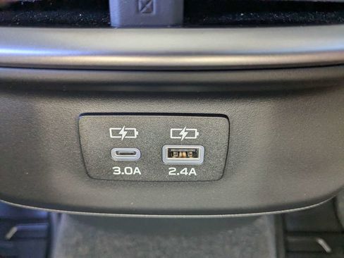 Certified 2025 Subaru Outback Premium AWD/4WD image 15