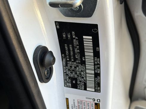 Used 2022 Lexus GX 460 Premium w/ Premium Package AWD/4WD image 35