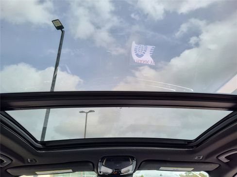 Certified 2025 BMW X5 xDrive40i image 24