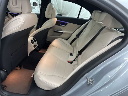 Used 2025 Mercedes-Benz C 300 Sedan image 22