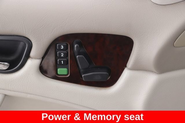 Used 1999 Mercedes-Benz CLK 320 Cabriolet image 3