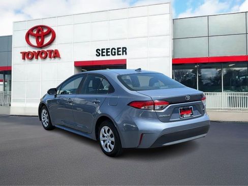 Used 2024 Toyota Corolla LE FWD image 9