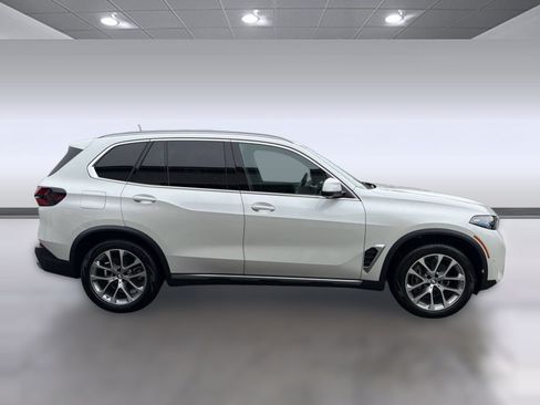 Used 2026 BMW X5 sDrive40i w/ Premium Package RWD image 8