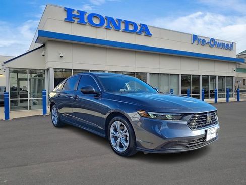 Used 2025 Honda Accord LX image 3