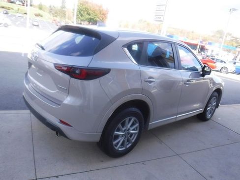 Used 2024 MAZDA CX-5 AWD 2.5 S w/ Select Package image 7