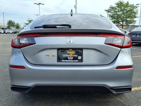 Used 2023 Honda Civic Sport image 10