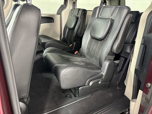 Used 2017 Dodge Grand Caravan SXT FWD image 21