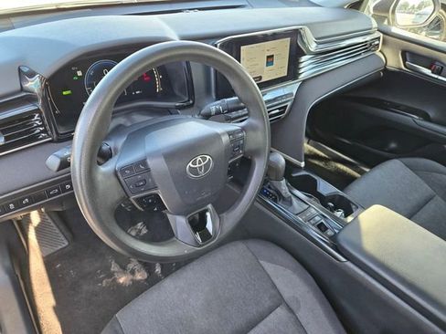 Certified 2025 Toyota Camry LE FWD image 15