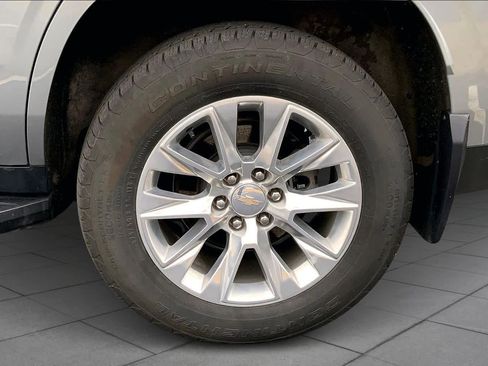 Used 2024 Chevrolet Tahoe Premier w/ Premium Package image 10