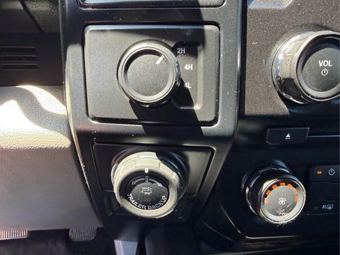Used 2017 Ford F150 XL w/ Equipment Group 101A Mid AWD/4WD image 23