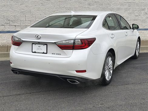 Used 2016 Lexus ES 350 w/ Premium Package w/Wood Trim image 7