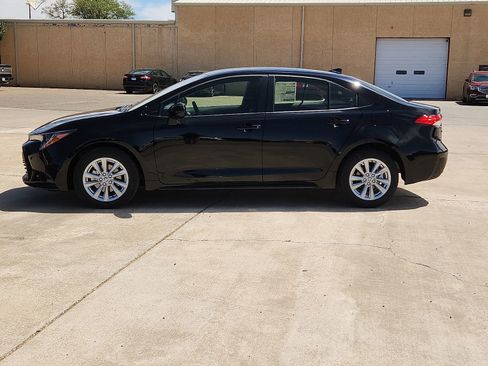 New 2026 Toyota Corolla LE w/ LE Premium Package image 2