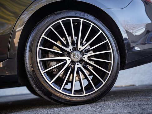 Used 2022 Mercedes-Benz S 580 S 580 w/ AMG Line Package image 18