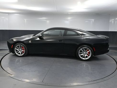 Used 2024 Dodge Charger Daytona Scat Pack w/ Plus Group AWD/4WD image 11