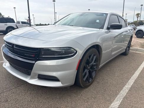 Used 2023 Dodge Charger SXT w/ Blacktop Package RWD image 2