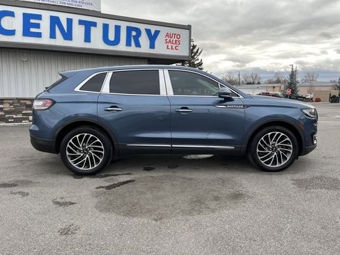 Used 2019 Lincoln Nautilus Reserve image 14