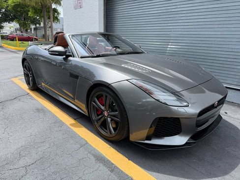 Used 2019 Jaguar F-TYPE SVR AWD/4WD image 18