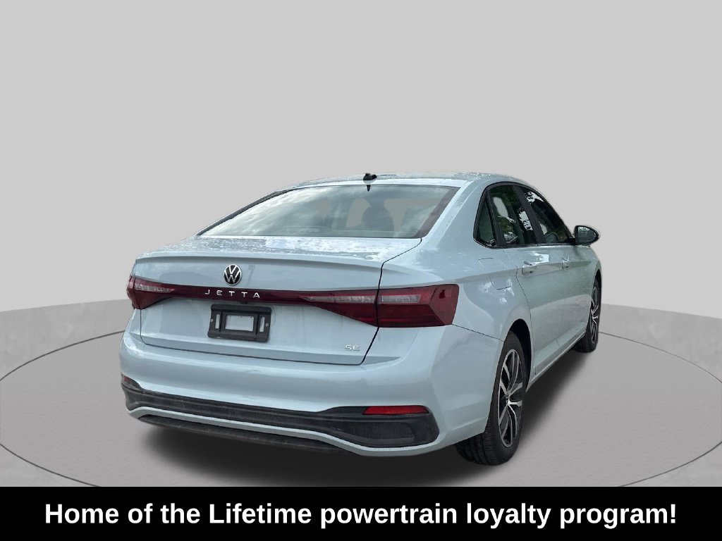 Used 2025 Volkswagen Jetta SE w/ Sunroof Package FWD image 7