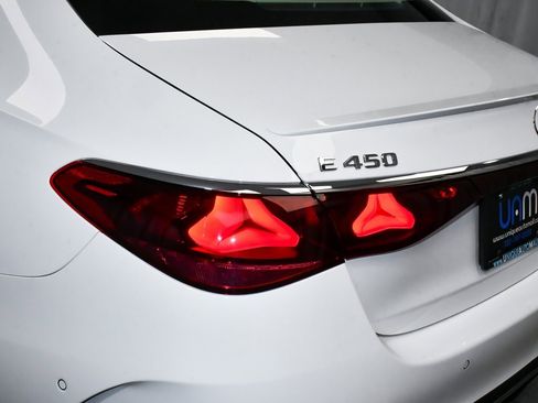 Used 2025 Mercedes-Benz E 450 4MATIC Sedan image 83