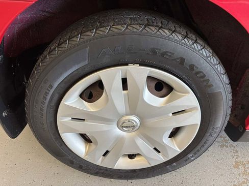 Used 2011 Nissan Versa 1.8 S w/ PWR Plus Pkg image 24