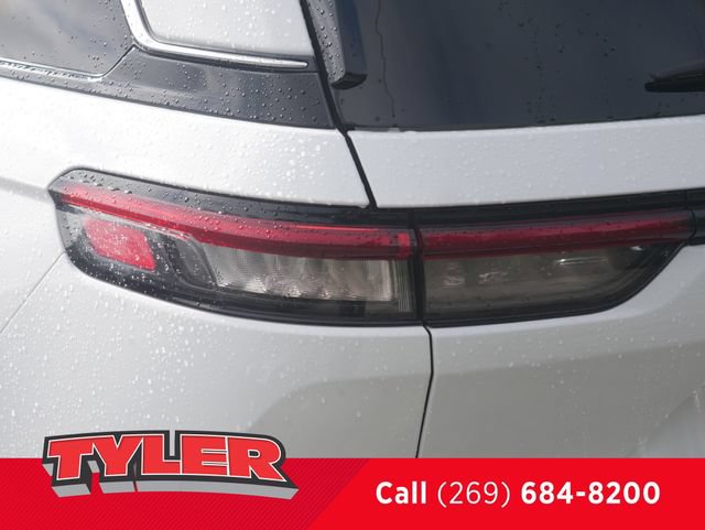 Certified 2024 Jeep Grand Cherokee Limited AWD/4WD image 12