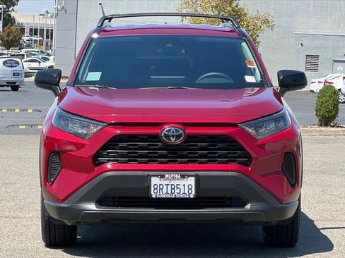 Certified 2020 Toyota RAV4 LE w/ Carpet Mat Package FWD image 10