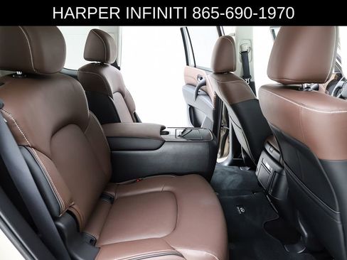 Used 2024 INFINITI QX80 Premium Select w/ Cargo Package image 40