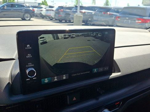 Used 2025 Honda CR-V Sport Touring image 34