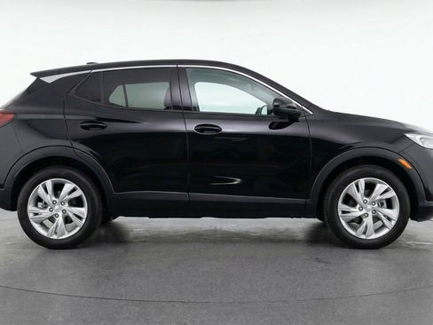 Used 2025 Buick Encore GX Preferred image 11