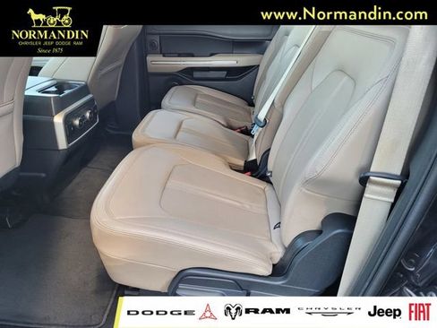 Used 2024 Ford Expedition Max Limited AWD/4WD image 16
