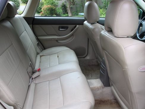 Used 2000 Subaru Outback Limited AWD/4WD image 6
