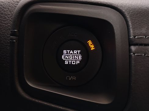 New 2026 Jeep Wrangler Unlimited Rubicon AWD/4WD image 31