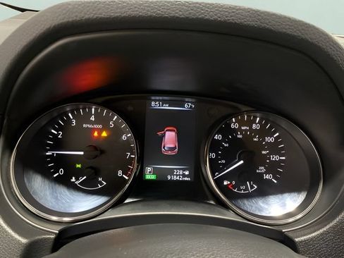 Used 2017 Nissan Rogue S w/ S Appearance Package AWD/4WD image 16