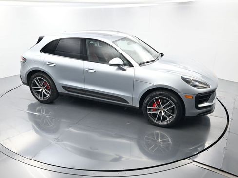 Used 2022 Porsche Macan S image 42