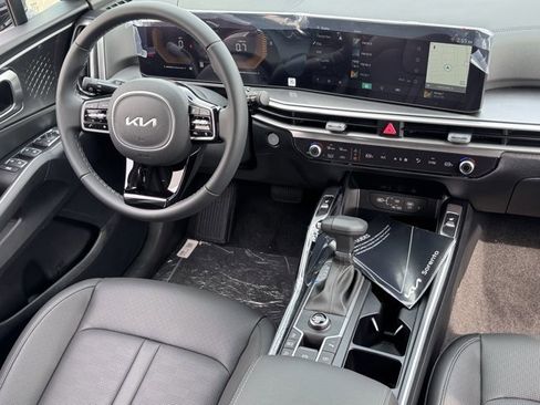 New 2025 Kia Sorento S image 15