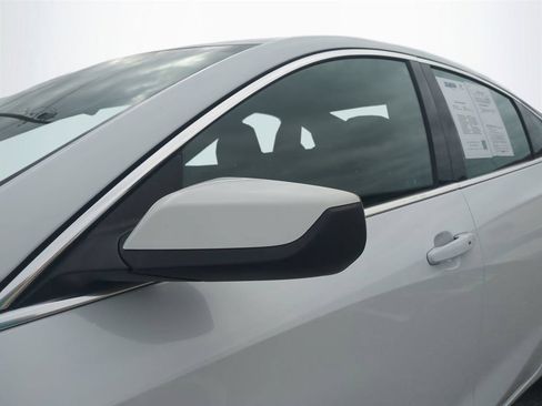 Used 2024 Chevrolet Malibu LT FWD image 12
