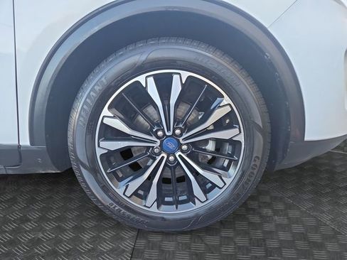 Used 2021 Ford Escape SE w/ SE Sport Appearance Package image 37