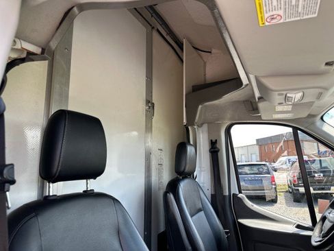 Used 2020 Ford Transit 350 DRW RWD image 25