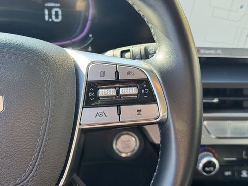 Certified 2024 Kia Telluride LX image 28