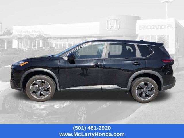 Used 2025 Nissan Rogue SV AWD/4WD image 2