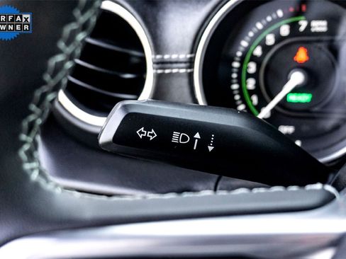 Used 2023 Jeep Wrangler Unlimited Sahara image 19