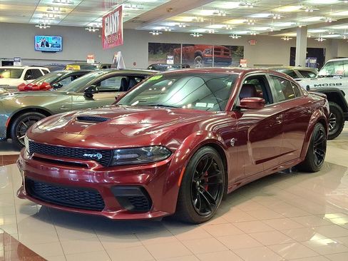 Used 2020 Dodge Charger SRT Hellcat w/ Harman/Kardon Audio Group RWD image 3