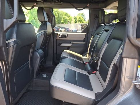 Used 2023 Ford Bronco Wildtrak AWD/4WD image 11