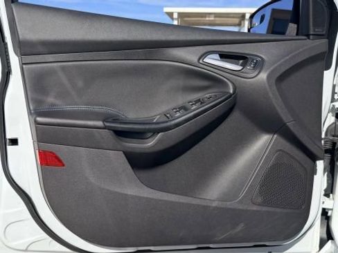 Used 2017 Ford Focus RS image 13