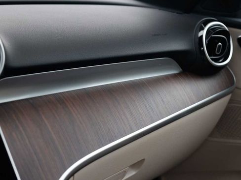 New 2026 Mercedes-Benz C 300 4MATIC Sedan image 18