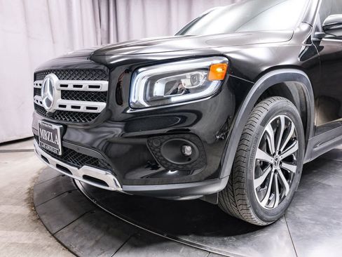 Certified 2023 Mercedes-Benz GLB 250 image 12