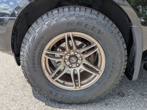 Used 2018 Nissan Frontier PRO-4X AWD/4WD image 9