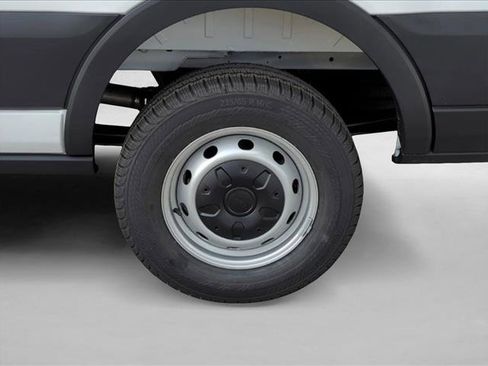 New 2026 Ford Transit 250 148 Medium Roof RWD image 10